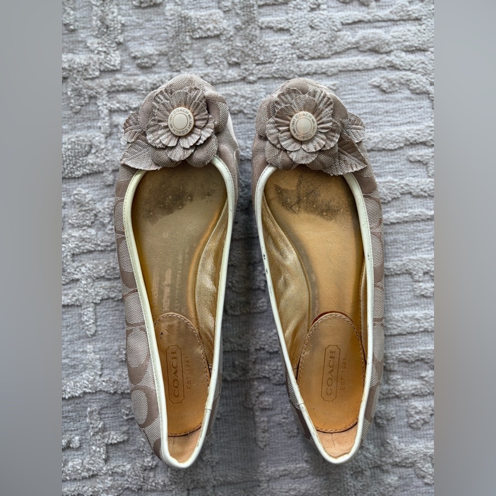 Coach Women's Taupe Floral Loafers